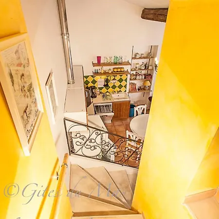 Piscine De La Propriete, Maison Avec Clim Dans Les Chambres, Parking