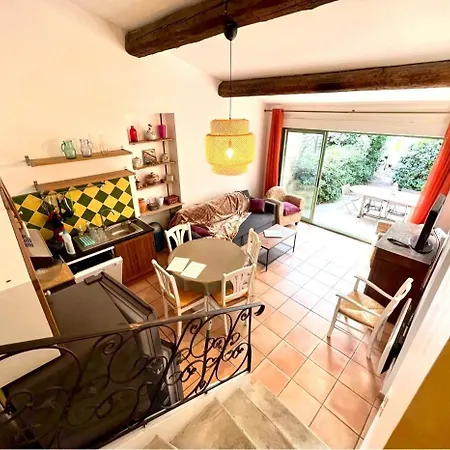 Piscine De La Propriete, Maison Avec Clim Dans Les Chambres, Parking Ferienhaus *