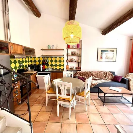 Piscine De La Propriete, Maison Avec Clim Dans Les Chambres, Parking Sérignan