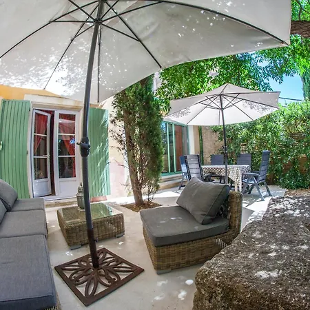 Piscine De La Propriete, Maison Avec Clim Dans Les Chambres, Parking Ferienhaus